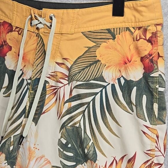 Vissla Swim Trunks Multi Color Floral Surf Size 33 Medium - Picture 2 of 8